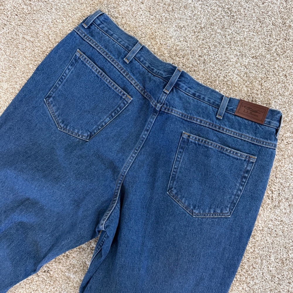 LL Bean Comfort Waist Mens‎ Jeans 42x28 Blue Denim Straight Leg 100% Cotton